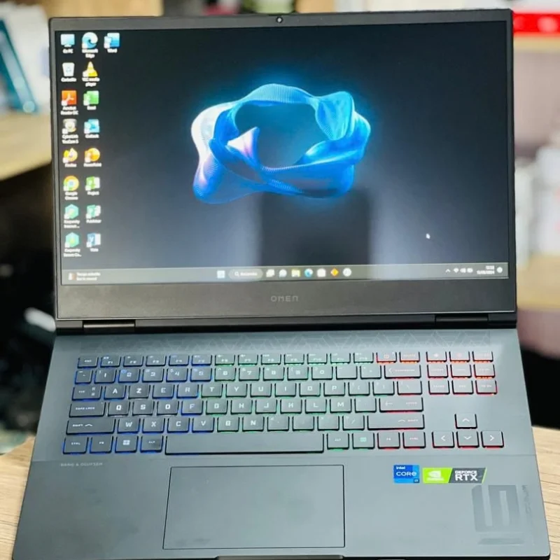 HP OMEN Gaming Laptop 16-k0033dx